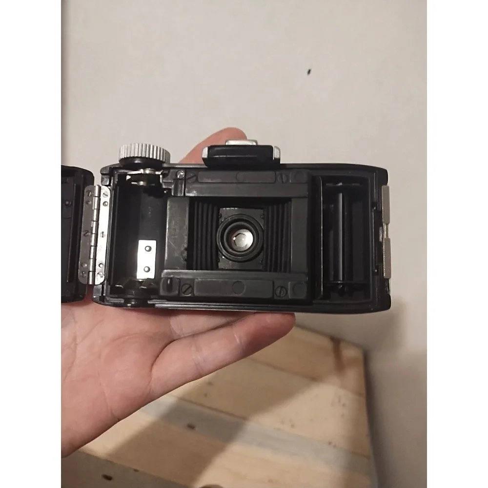 KODAK Flash Bantam Anastar Vintage Folding Camera, Leather Field Case f/4.5 48mm